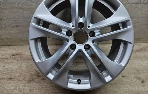 Mercedes-Benz E C207 W207 R17 alloy rim A2074010602