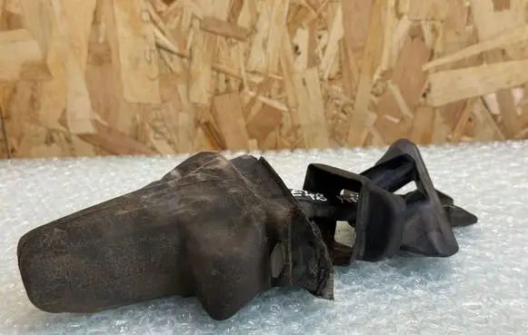 BMW 3 E46 Rear door check strap stopper 51228160963 8160963