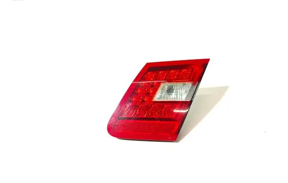 Mercedes-Benz E W212 Tailgate rear/tail lights A2128200864