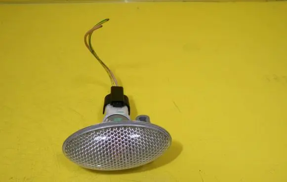 Peugeot 307 Front fender indicator light 
