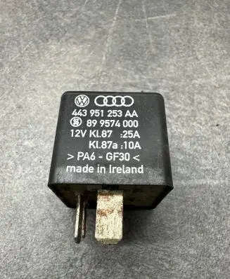 Volkswagen Golf IV Other relay 443951253AA 899574000 KL8725A