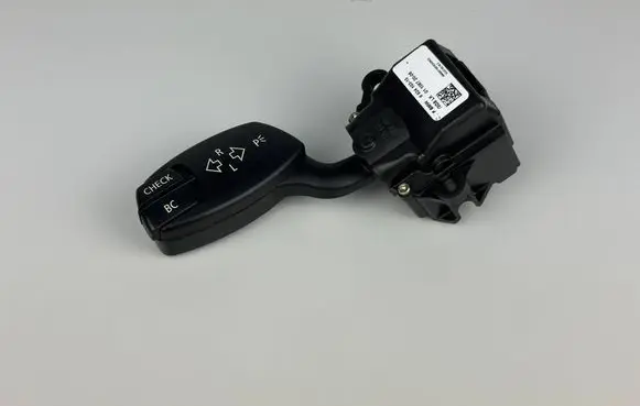 BMW 5 E60 E61 Indicator stalk 6924103