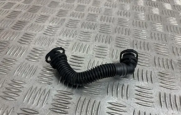 Volkswagen Golf VII Breather/breather pipe/hose 04L103493