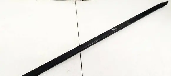 Ford S-MAX Front door glass trim molding 