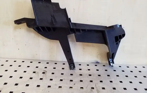 BMW X3 E83 Headlight/headlamp mounting bracket 1301073024