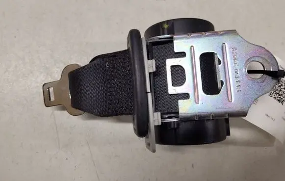 Mini One - Cooper Clubman R55 Rear seatbelt 608354900A