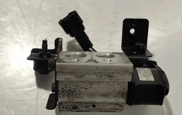 Air conditioning (A/C) expansion valve