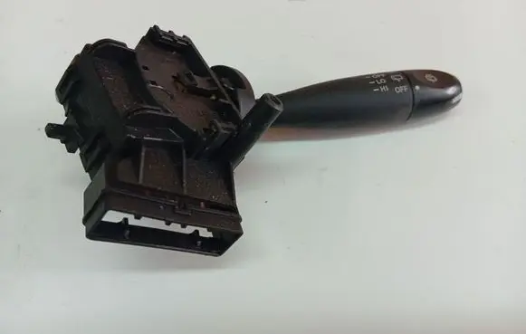 Hyundai Getz Wiper control stalk 32933A