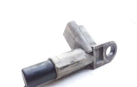 Camshaft position sensor