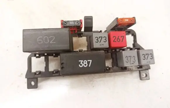 Audi A6 S6 C5 4B Fuse box set 8D0937503E