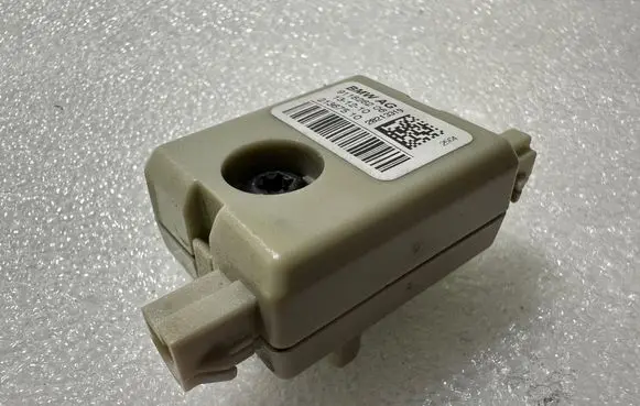 BMW 5 F10 F11 Aerial antenna amplifier 9118262 21367510