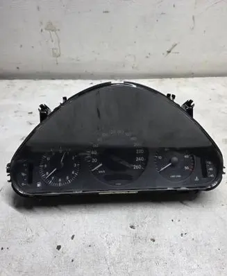Mercedes-Benz E W211 Speedometer (instrument cluster) 110080250009 A2115405611 11008025000