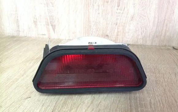 Mercedes-Benz ML W163 Third/center stoplight A1638200156