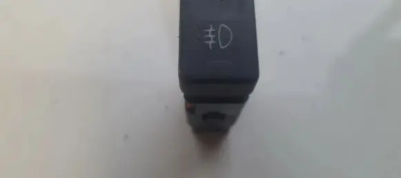 Fog light switch
