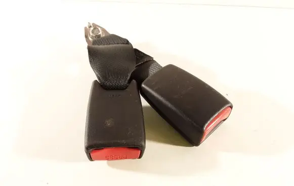 Mazda 3 II Middle seatbelt buckle (rear) 101101FD 101101CD