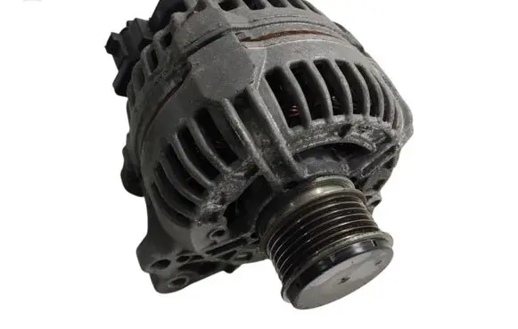 Audi A1 Generator/alternator 03L903023