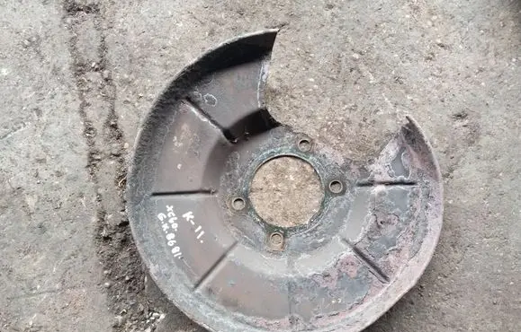 Volvo XC60 Rear brake disc plate dust cover 6G912K317A