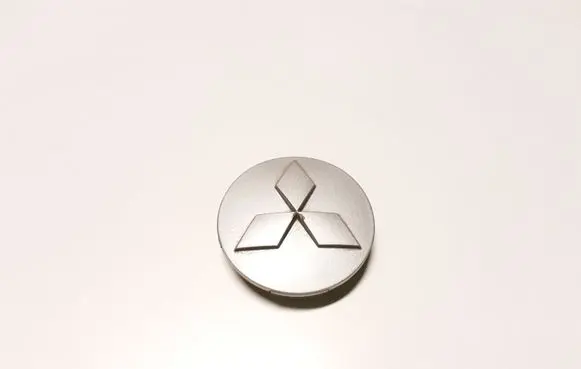 Mitsubishi Outlander Original wheel cap MN101604 MR554097