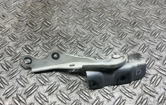 Mazda CX-5 Engine bonnet/hood hinges