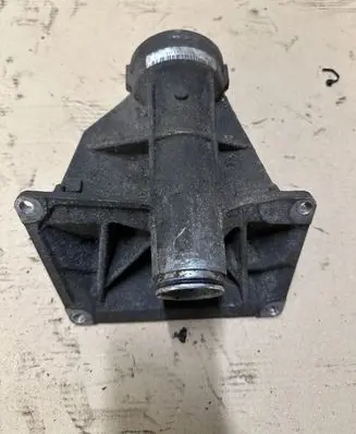BMW 1 F20 F21 Engine mounting bracket 8655736 31508655736