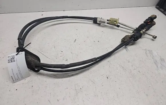 Volvo S60 Gear shift cable linkage 30681396