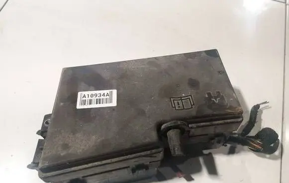 Volvo S40 Fuse box set 3m5t14a142ab 3m5t-14a142-ab
