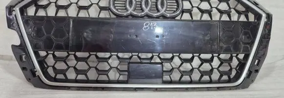 Audi A1 Front bumper upper radiator grill