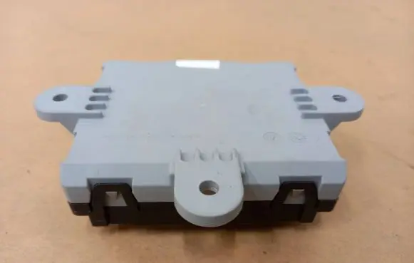 Land Rover Discovery Sport Door control unit/module GJ3214D619BA 14C238BD 10136991