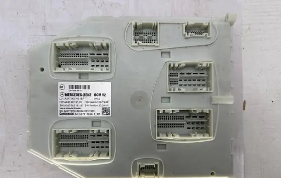 Mercedes-Benz B W247 Central body control module A2479004518 A2479021516