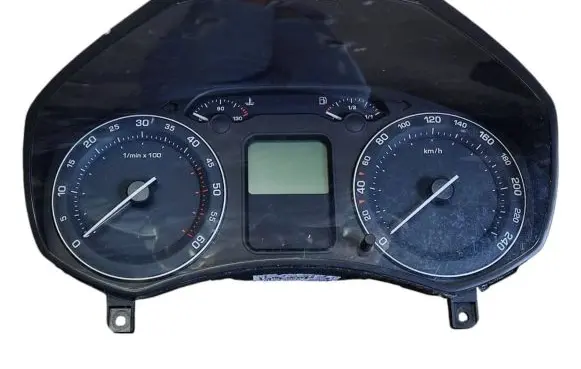 Skoda Octavia Mk2 (1Z) Speedometer (instrument cluster) 1Z0920822D V1610056
