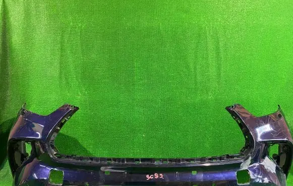 Toyota Highlander XU70 Front bumper