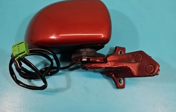 Front door electric wing mirror
