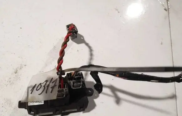 Heater blower motor/fan resistor