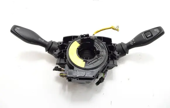Wiper turn signal indicator stalk/switch