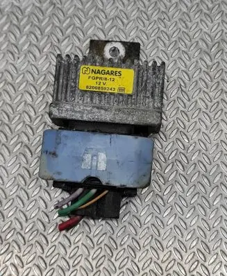 Renault Megane III Glow plug pre-heat relay 8200859243 EGPR812