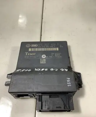 Audi A6 S6 C6 4F Gateway control module 4F0907468B