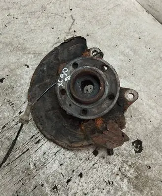 Volvo XC90 Front wheel hub spindle knuckle