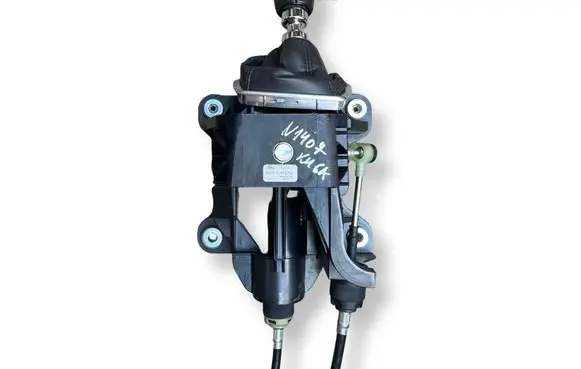 Ford Kuga I Gear shifter/selector AV4R7E395KB AV4R7C453NB