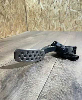 Opel Insignia A Accelerator throttle pedal 13237352 6PV00976500 07112008