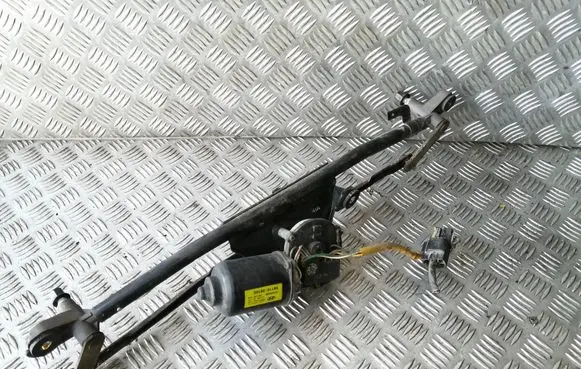 Hyundai Santa Fe Front wiper linkage and motor 9811026100