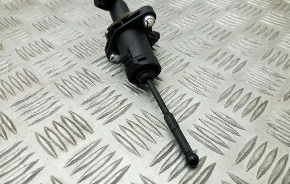Volkswagen Polo V 6R Clutch master cylinder 6R0721388