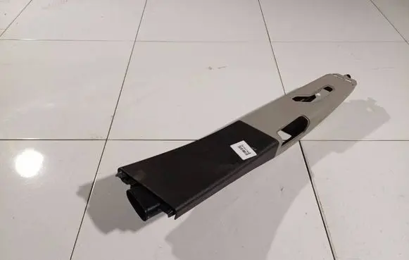 Volvo S60 (B) pillar trim (top) 1882