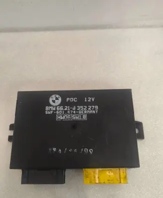 BMW 7 E38 Parking PDC control unit/module 8352279