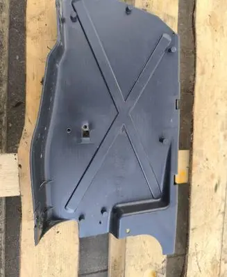 Opel Vivaro Engine splash shield/under tray 8200505045 93857408