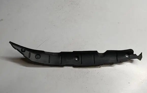 Audi Q2 - Fender end trim 81A821111