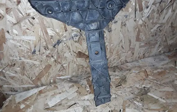 Volkswagen II LT Front bumper mounting bracket 2D0807136