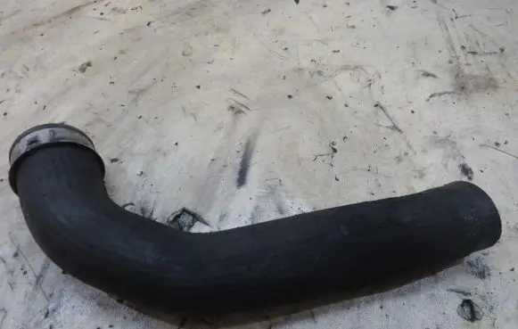 Jeep Grand Cherokee (WK) Intercooler hose/pipe