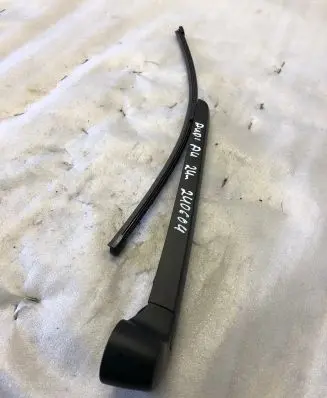 Audi A4 S4 B9 8W Rear wiper blade 8w9955407