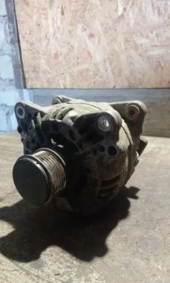 Volkswagen Golf V Generator/alternator 06F903023F