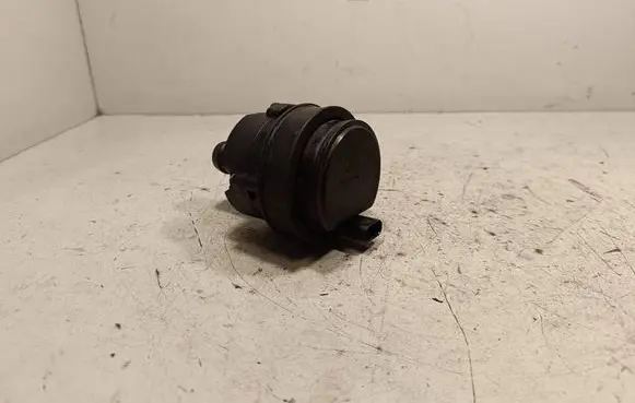 Mercedes-Benz CLA C117 X117 W117 Electric auxiliary coolant/water pump A0005000686